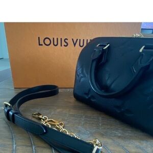 Louis Vuitton Black Speedy 20